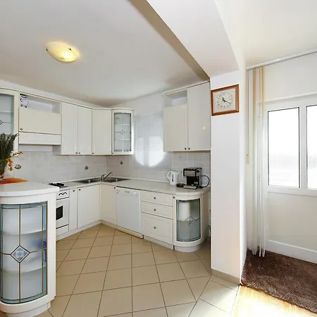 Jasenka * باكوشتاني