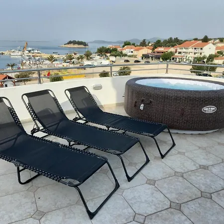 アパート Jasenka