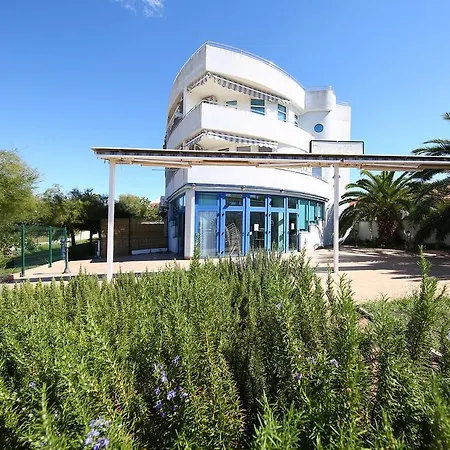 Jasenka アパート Pakoštane